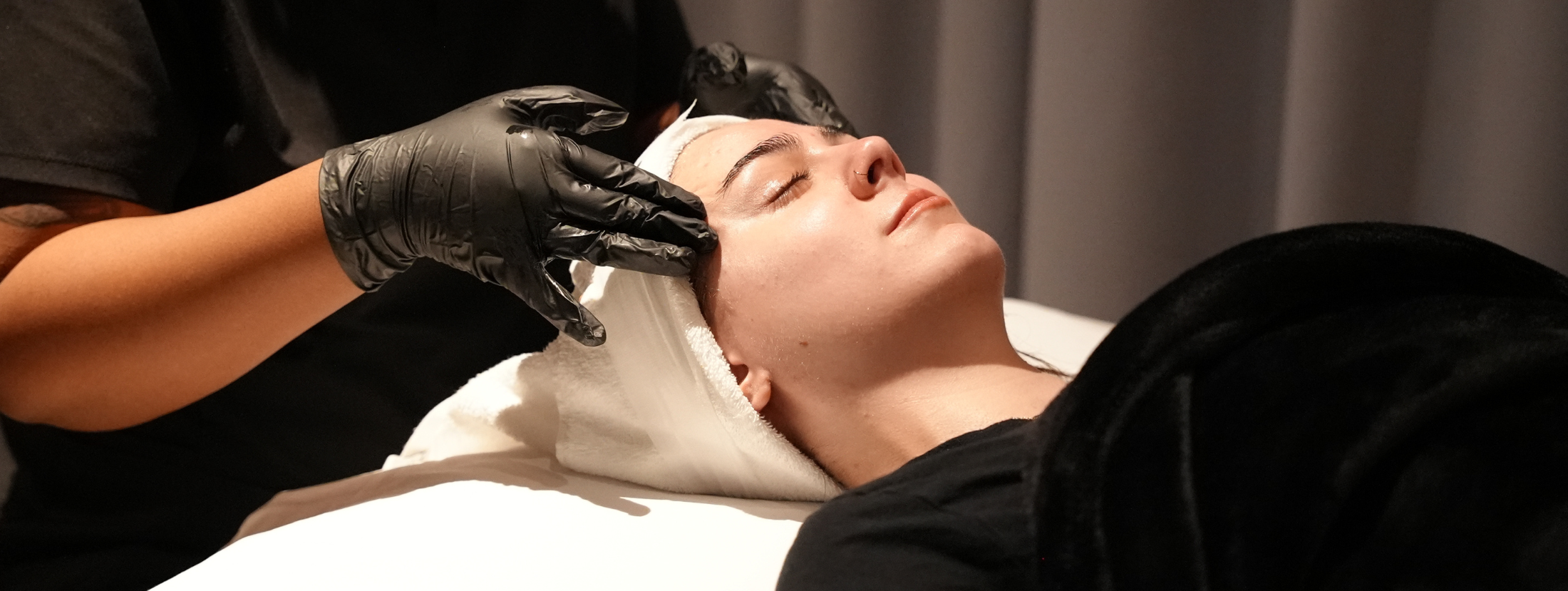 Luxura Facial